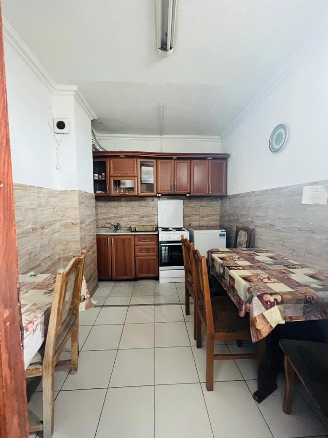 Guest House Velania Приштина Екстер'єр фото
